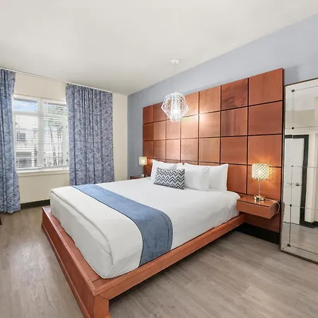 Chesterfield Hotel & Suites Miami Beach Exterior photo