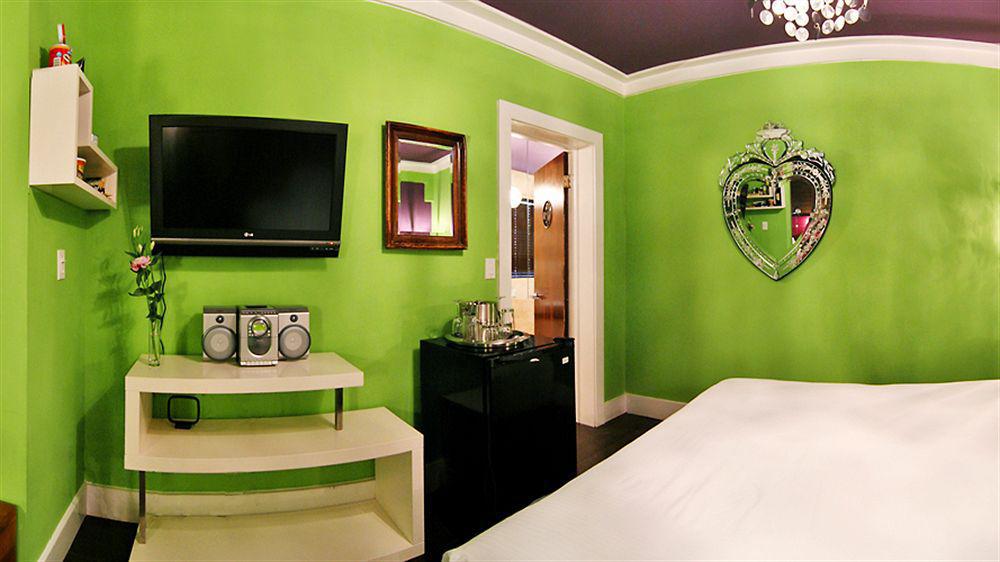 Chesterfield Y Hotel Miami Beach
